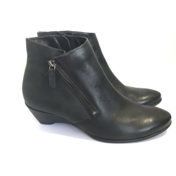 ecco ankle booties